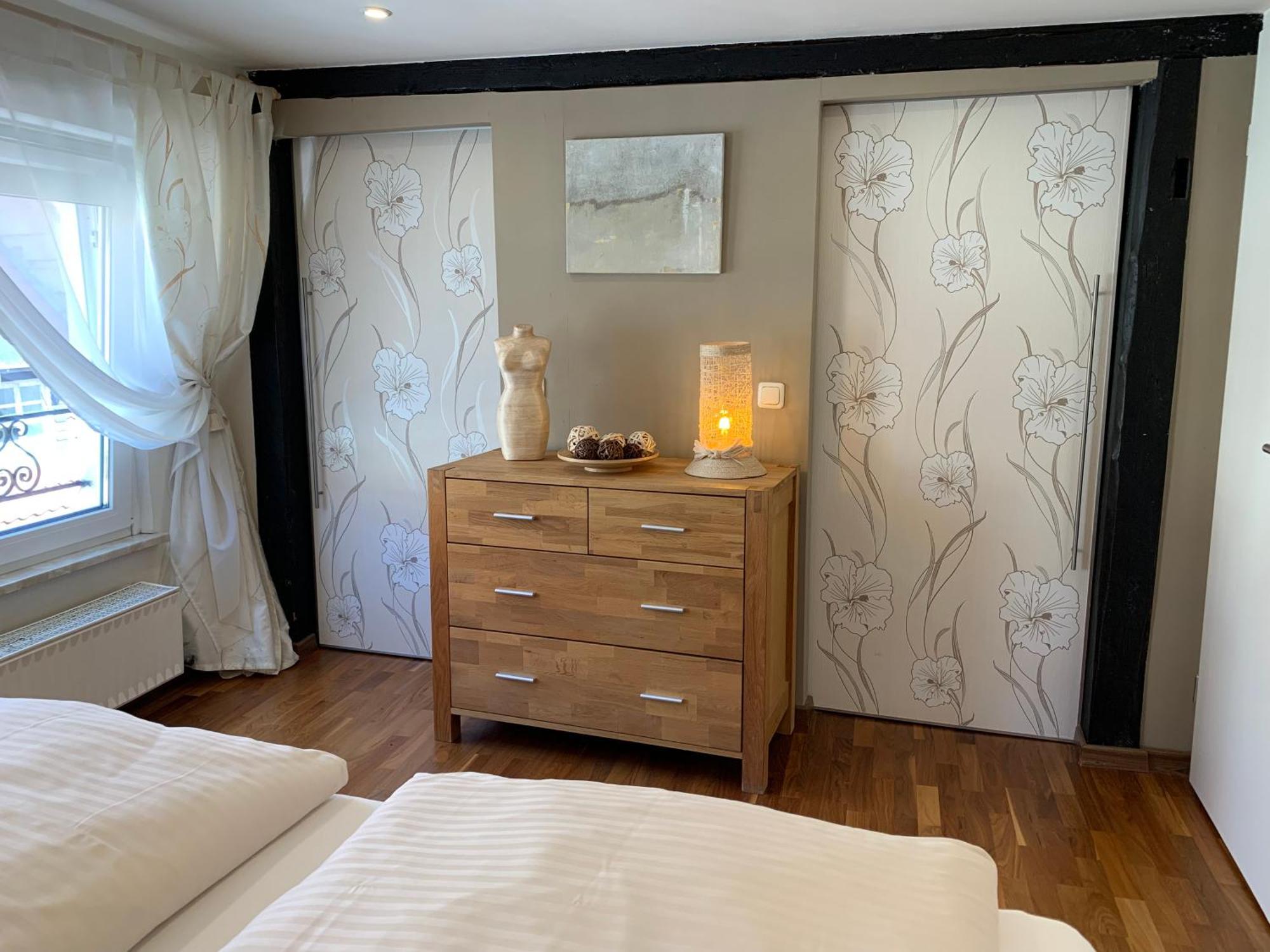 Ferienwohnung Janus Altstadt-Hameln Haus 1 Inklusive Parkplatz Mit Und Ohne Balkon Хамельн Экстерьер фото